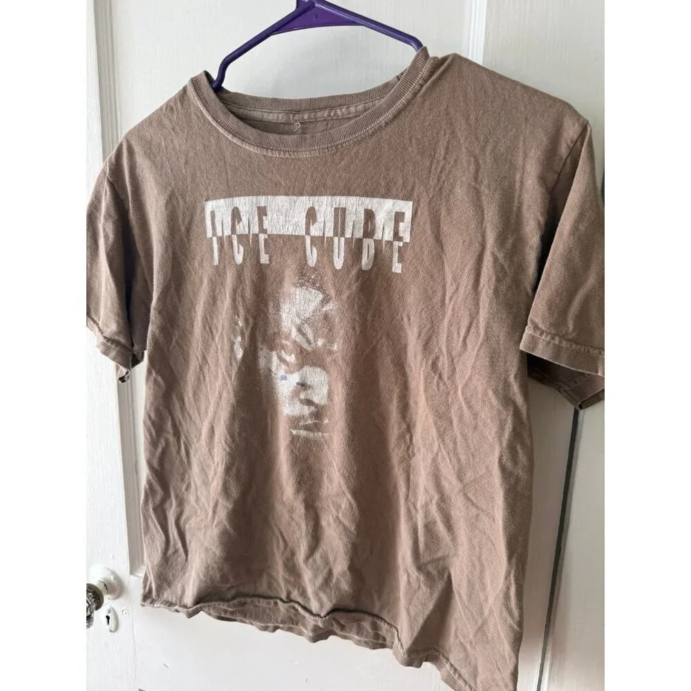 Ice cube youth size 11/12 T-shirt